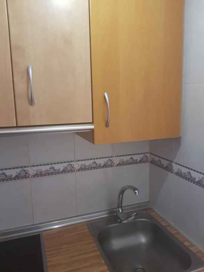Acogedor Estudio En El Centro Torremolinosアパートメント エクステリア 写真